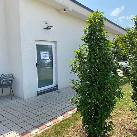 Gaestezimmer Oedenburgerstrasse Pottsching エクステリア 写真